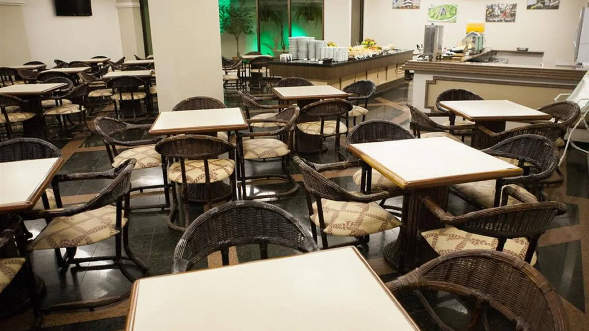 Hotel Mansiones Blumenau