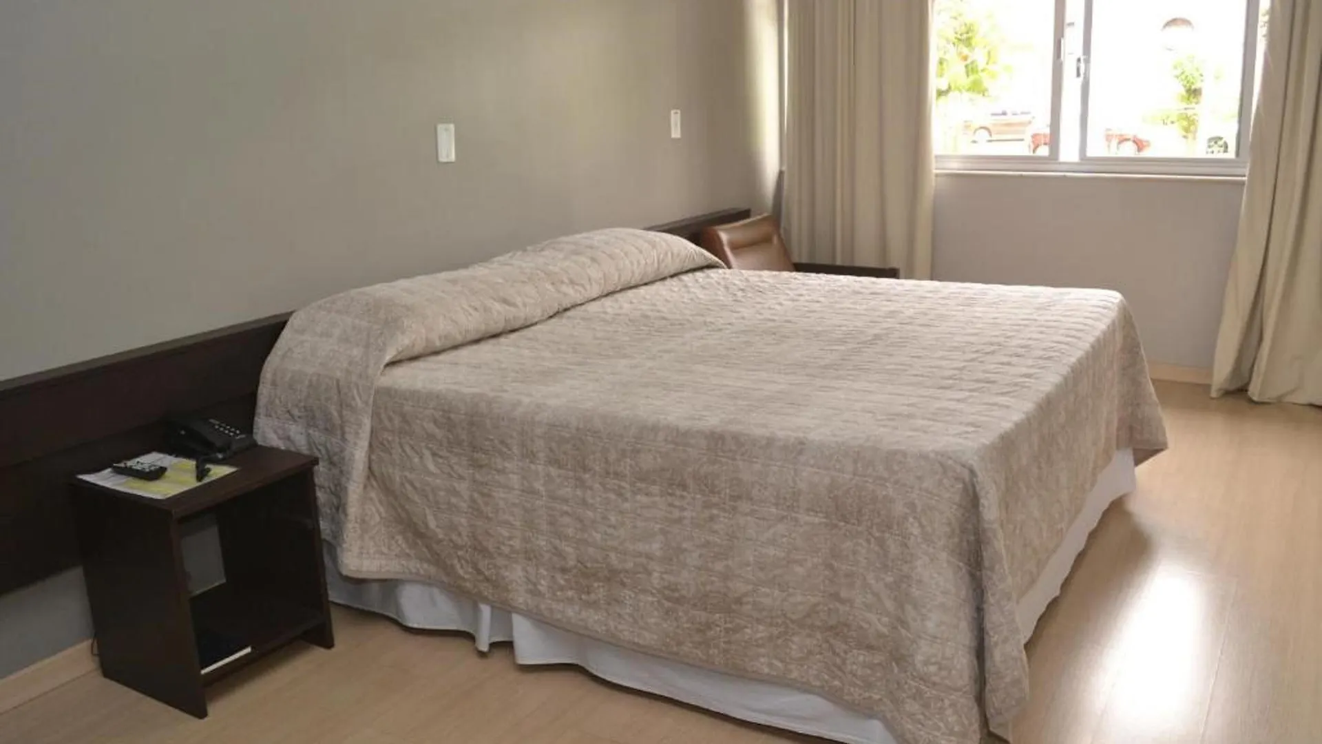 Hotel Mansiones Blumenau